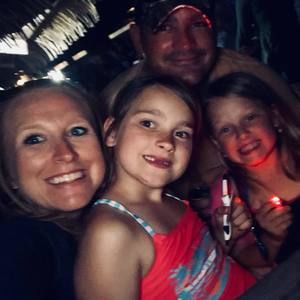 Meet your Posher, Cassie